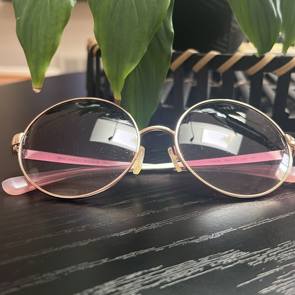 Michael Kors Sunglasses - Picture 2 of 5